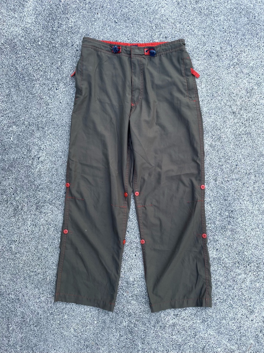 Brown y2k Gap outdoors pants size 28”